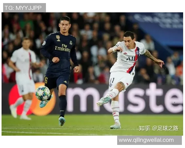 上海足球队盯防革新探索新战术提升球队竞争力与防守效率 上海足球队盯防革新探索新战术提升球队竞争力与防守效率